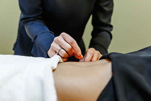 zwangerschapswens ondersteunen met acupunctuur